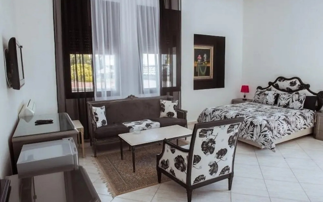 Regency Park and Suites
