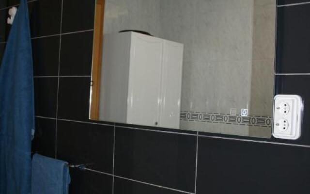 Dom Elena - Jardins Da Rocha