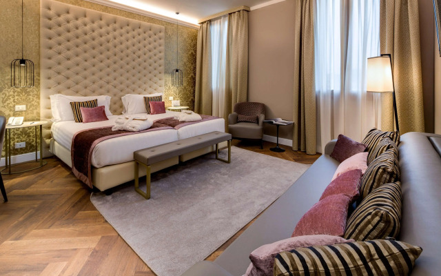 Continental Venice Hotel