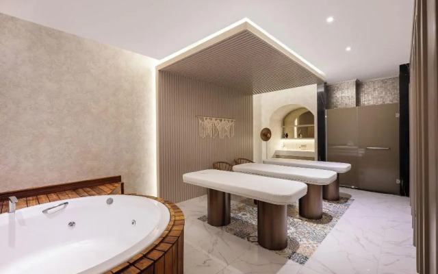 Oz Hotels Side Premium
