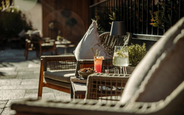 PoSt Boutique Apartments