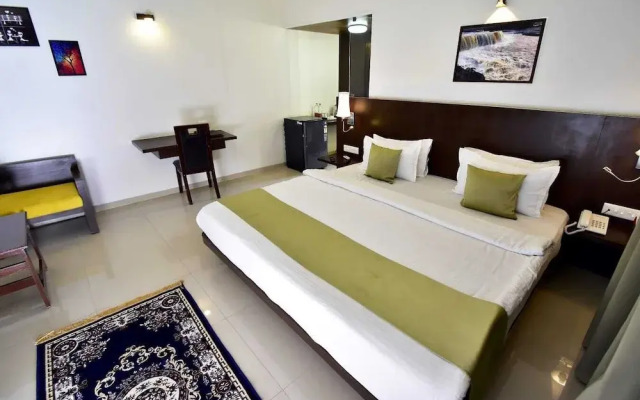 OYO Premium Villholi Nashik