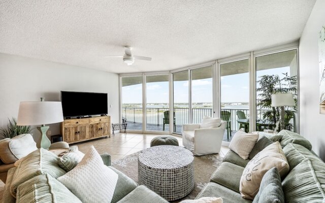 Crb0906 3 Bedroom Condo