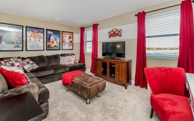 6BR ChampionsGate Pool Home