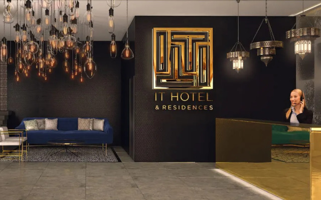 IT Condo by Realty Group