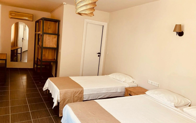 Andiz Beach Hotel
