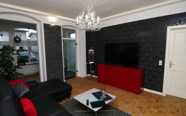 Fischer 2 Modern Retreat