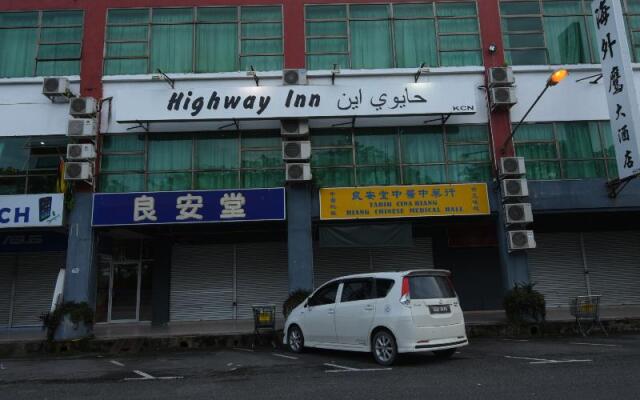 Highway Inn by OYO Rooms