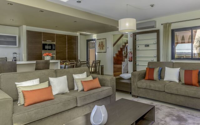 Spacious Villa in Alcantarilha With Private Swimming Pool