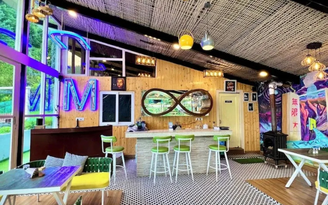 Glass Cabins & Cafe by Urban Monk