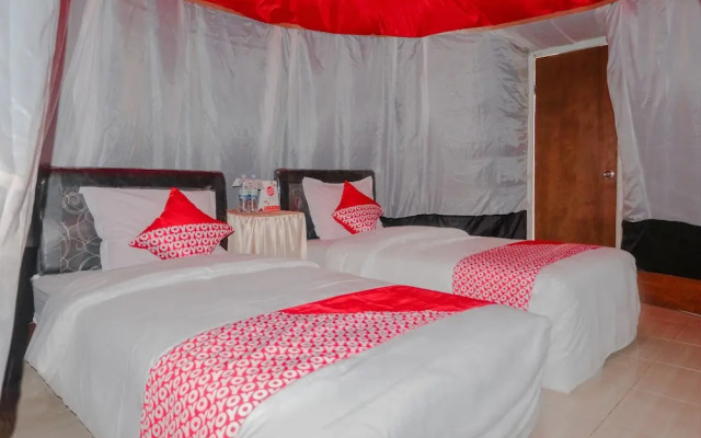 Oyo 1160 Apache Camp Batu