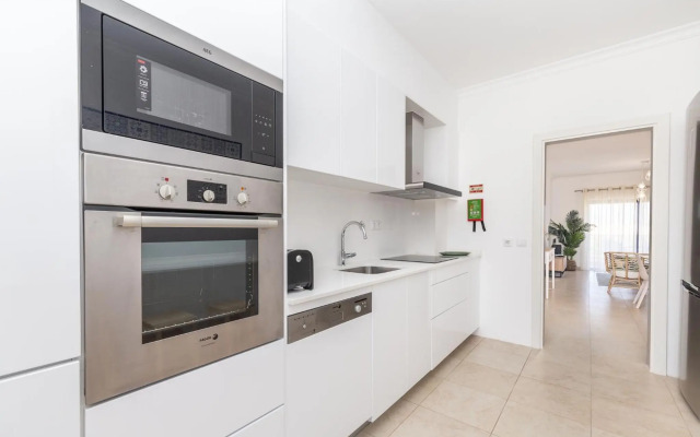 Santa Maria Apartment at Porto de Mos beach