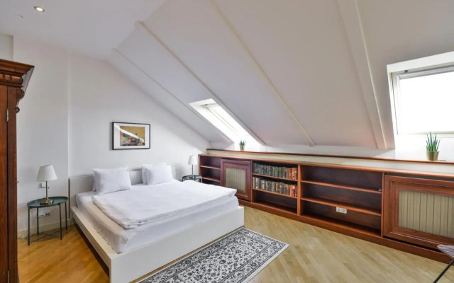 Panoramic Loft