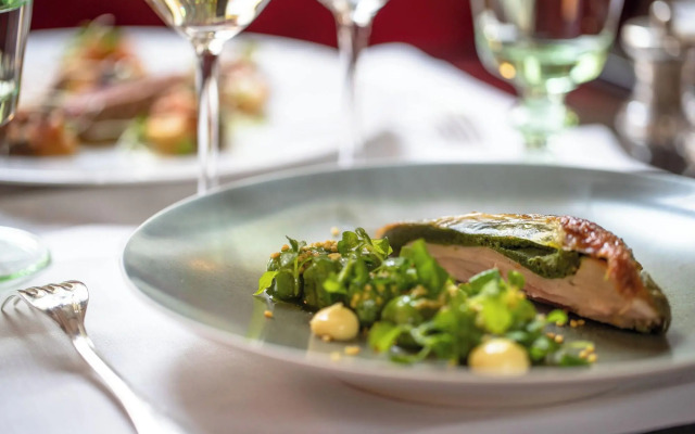 La Reserve Paris Hotel and Spa