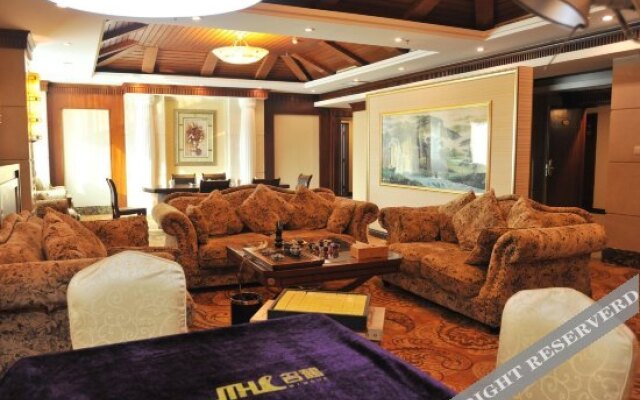 Riverside Golden Hotel
