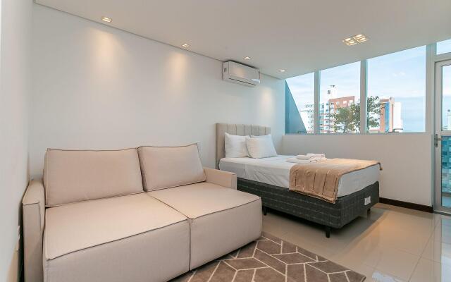 Vista mar com sacada no Centro #CA50