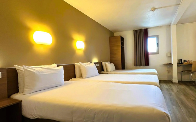 Hotel Kyriad Le Bourget Centre-Parc des Expositions