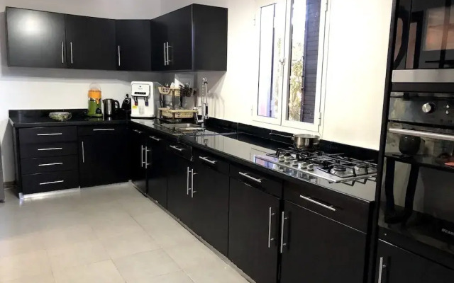 Villa Akki 4
