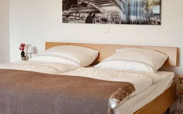 Hürth-Köln Studio Apartment A