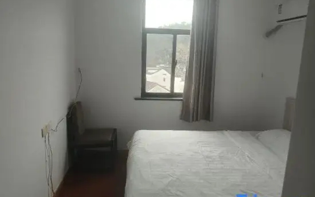 Hujin Renjia Hostel