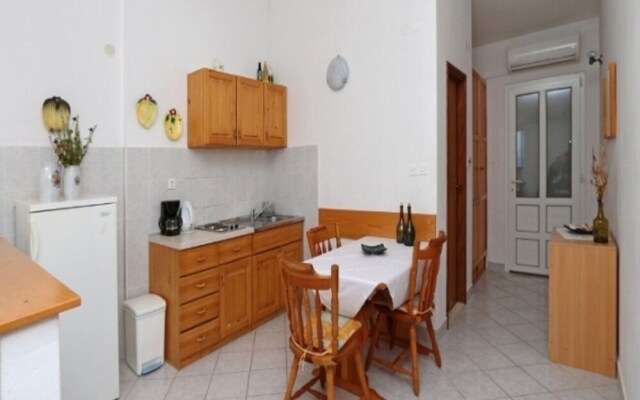 Mira - 10 m From Beach - SA4