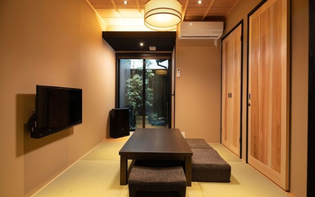 Tsumugi KujoAketachoBettei