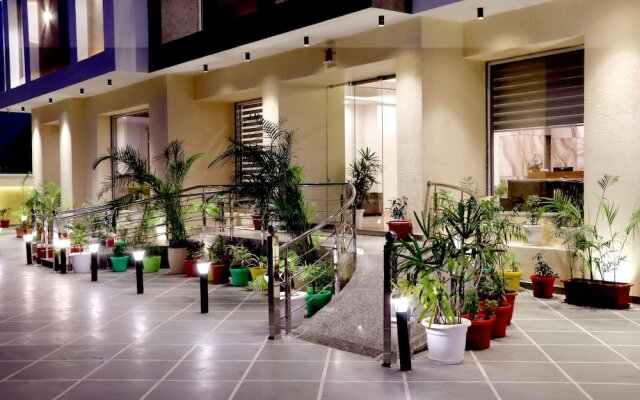 Hotel Aarna