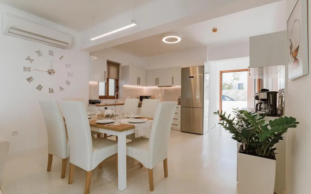 Villa Oriens