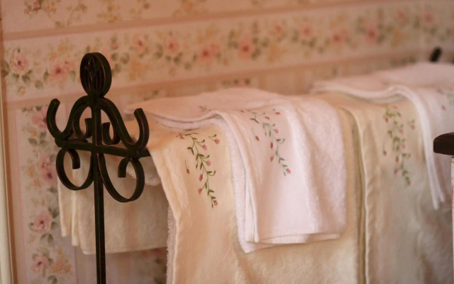 The Heritage House & Garden