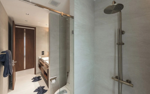 4BR Pool Villa Near Beach V200