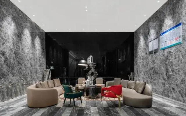 Phoenix International Hotel