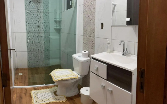 Casa frente Beto Carrero World e a 500M Praia