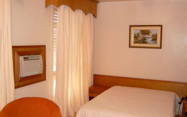 Royal Palace Hotel