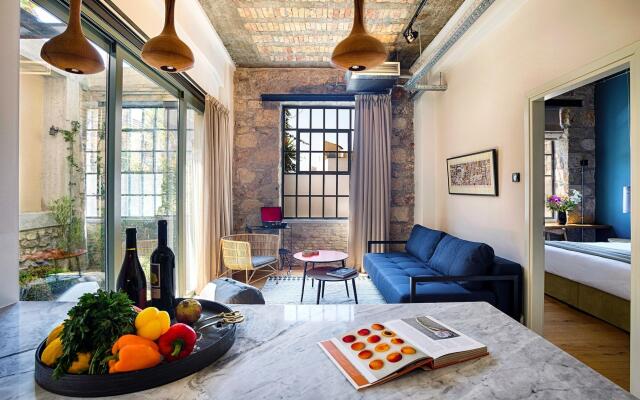 The Foundry Suites