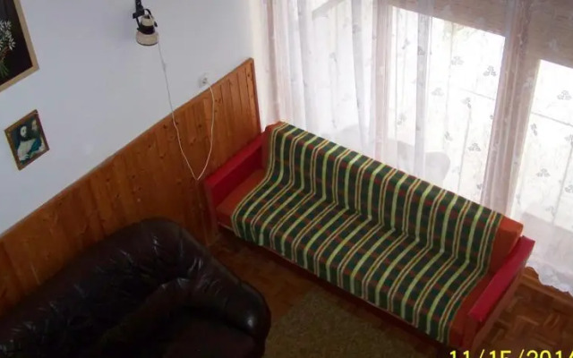 Tóparticsend Társasüdülő