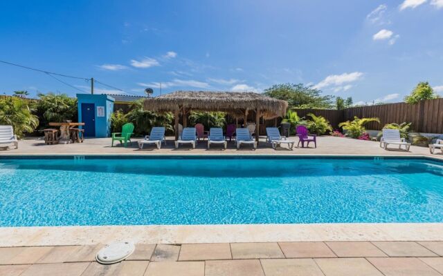 Turibana Plaza Suite 6 w Balcony
