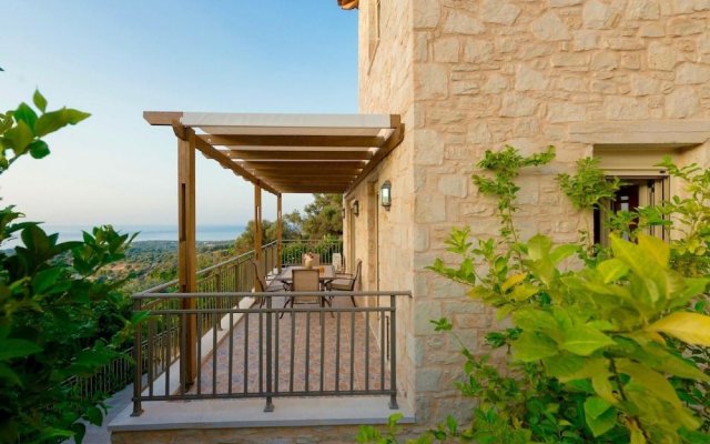 Light Filled Villa in Maroulas Crete with Private Pool