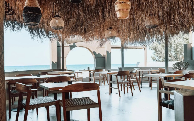 Eliros Mare Beachfront Poem Hotel