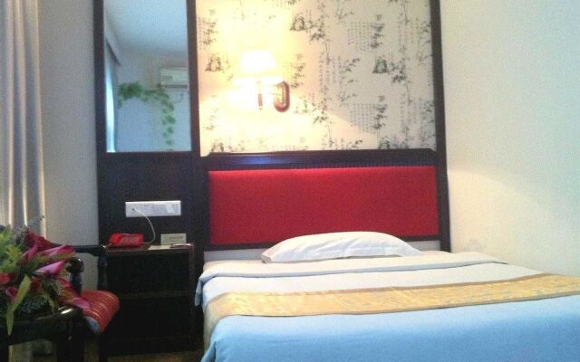 Qingdao High School Xianglan Hotel