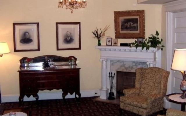 Kalorama Guest House