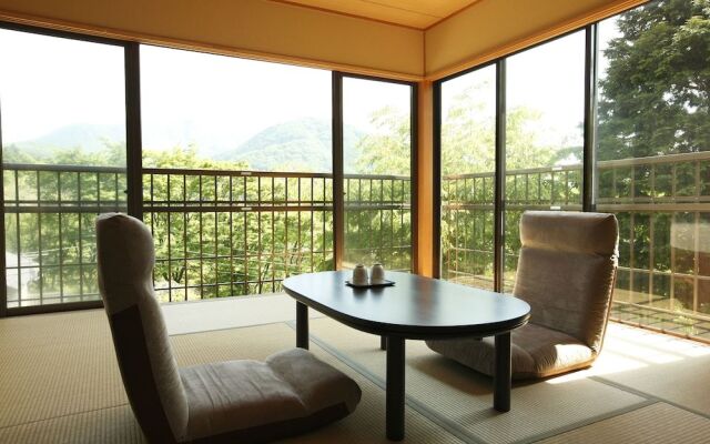 Hakone Fura