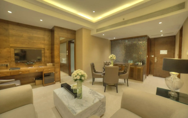 Goldfinch Hotel Mumbai