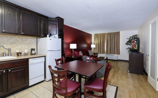 Red Roof Inn & Suites Jacksonville, NC
