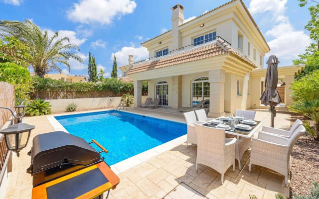 Villa Argo