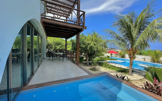 Villas Amanecer by Andiani Travel