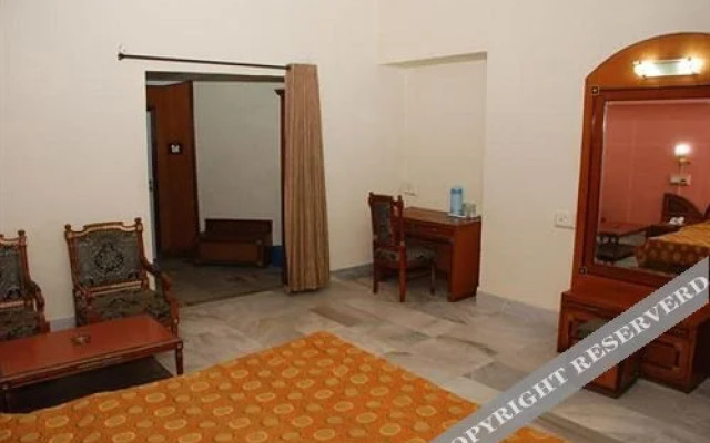 Shahee Resorts