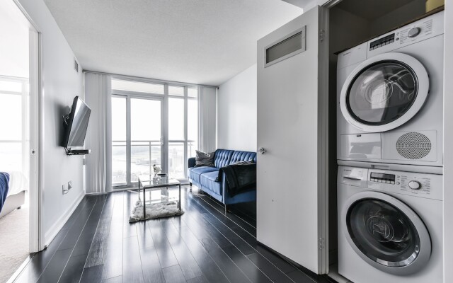 Iceboat Terrace Luxury Condos
