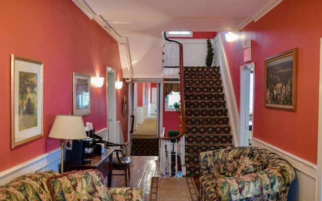The Chester Publick House Restaurant and Inn