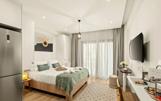 Lazuli Hermes Apartments