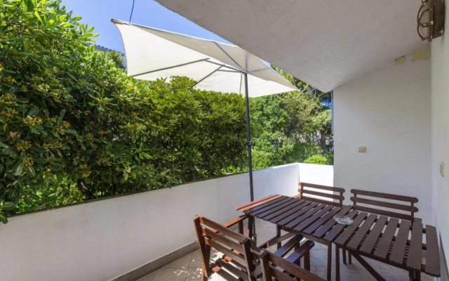 Apartments by the sea Jelsa, Hvar - 8729